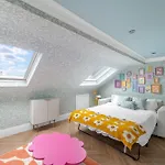 Blossom House New 3Bed House In Barons Court