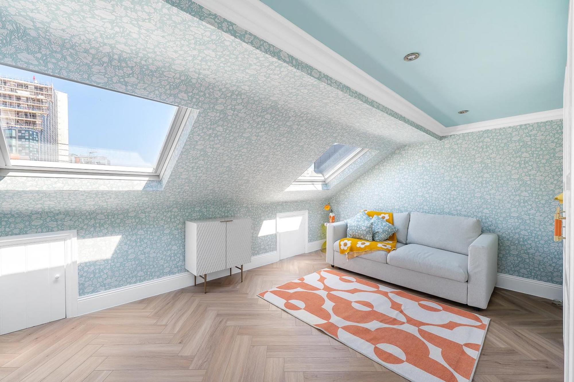 Holiday home Blossom House New 3bed House In Barons Court