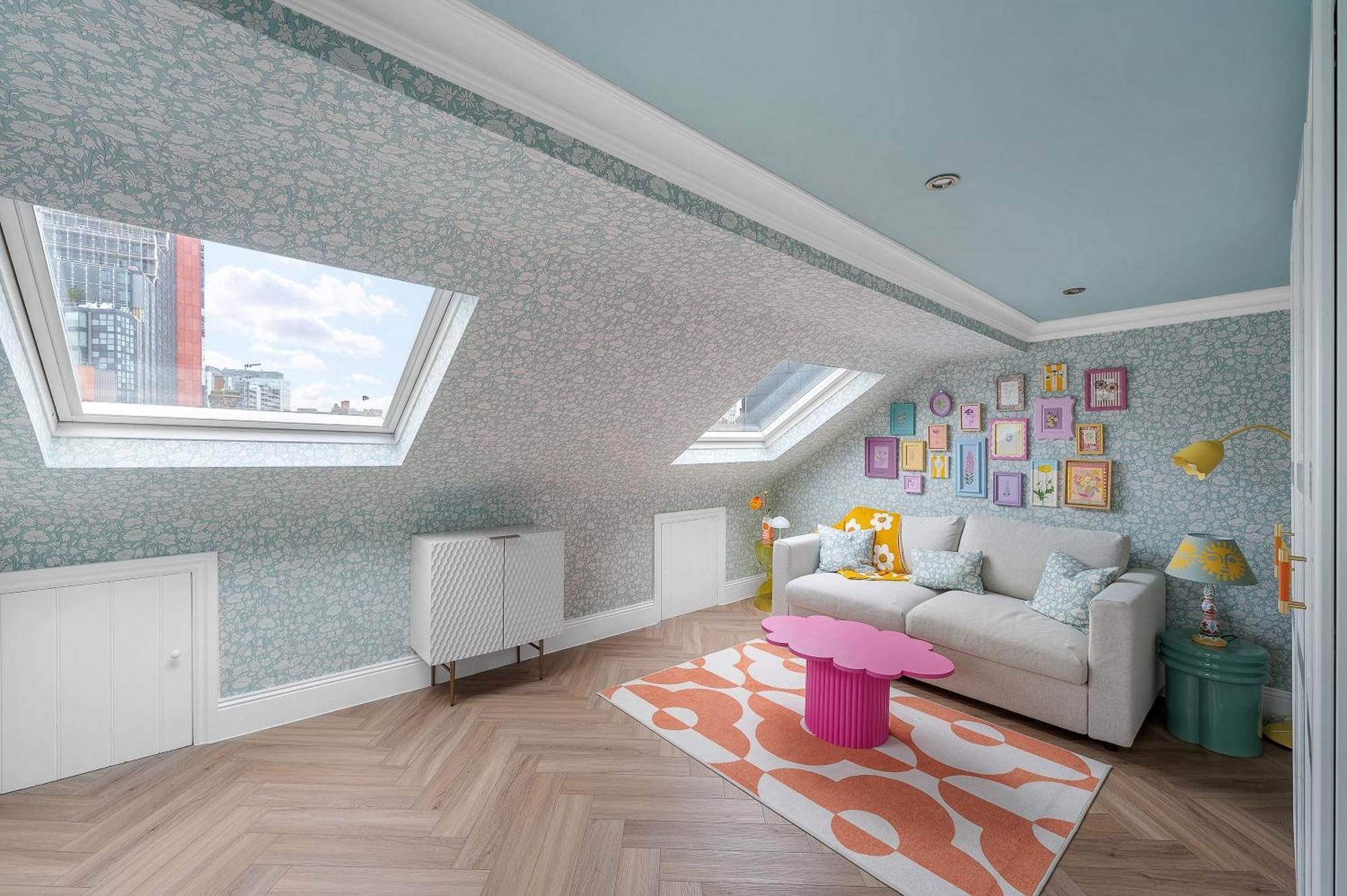 Blossom House New 3bed House In Barons Court London