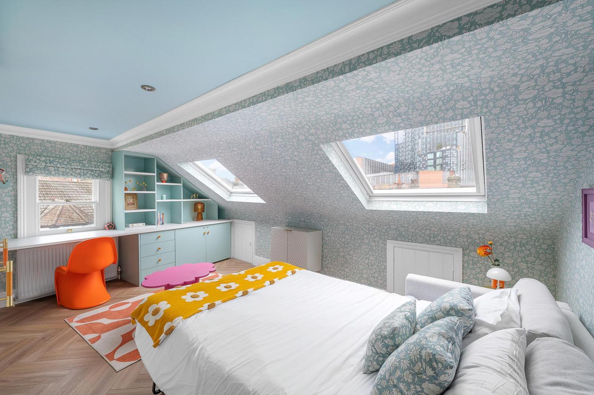 Blossom House New 3bed House In Barons Court Holiday home *