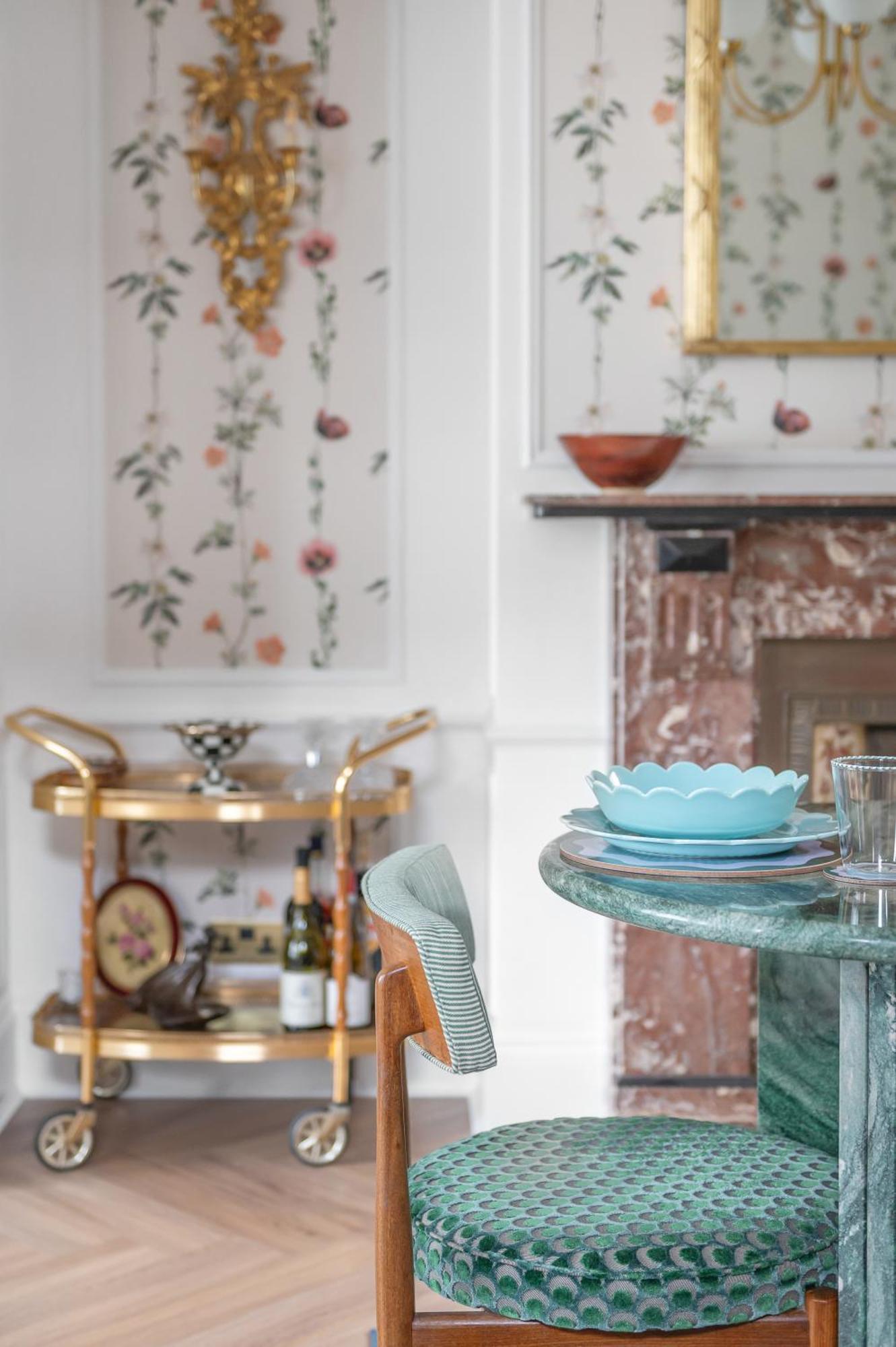 Holiday home Blossom House New 3bed House In Barons Court